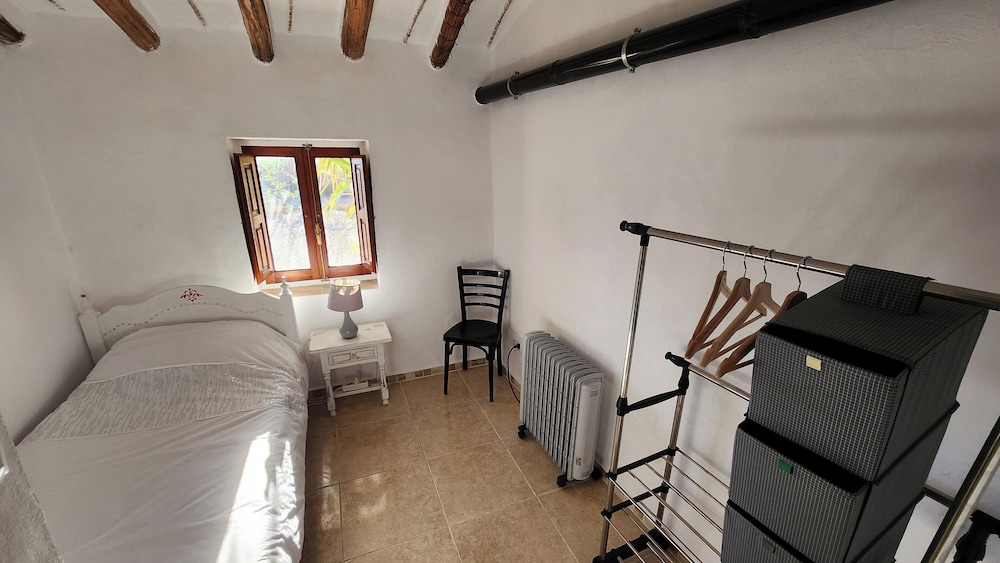 Casita-1 To 7guests-private/pool-patio-bbq-parking