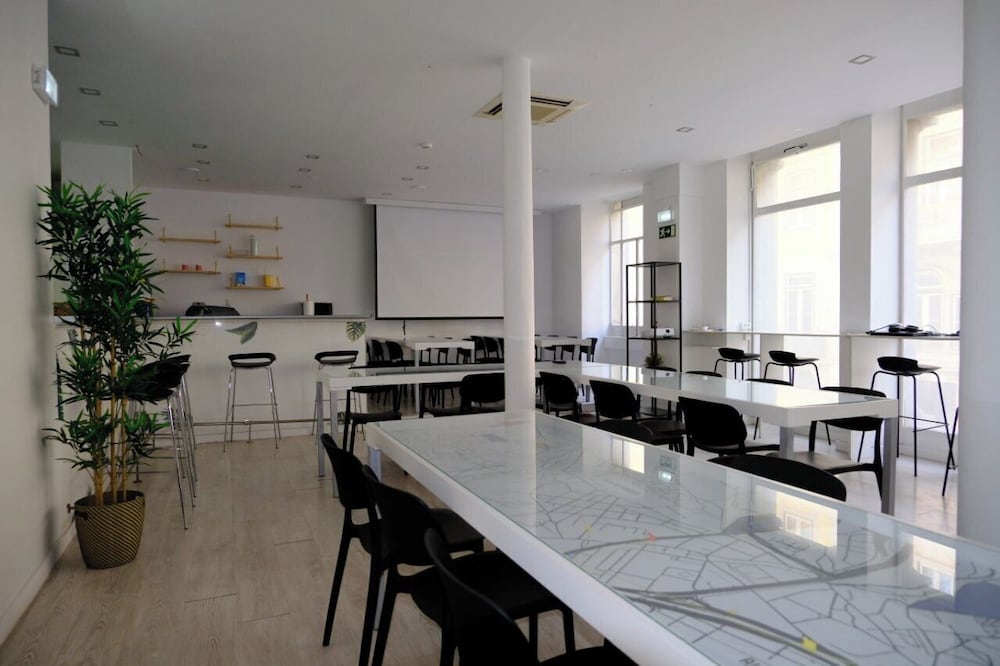 Paradise Lisbon Hostel