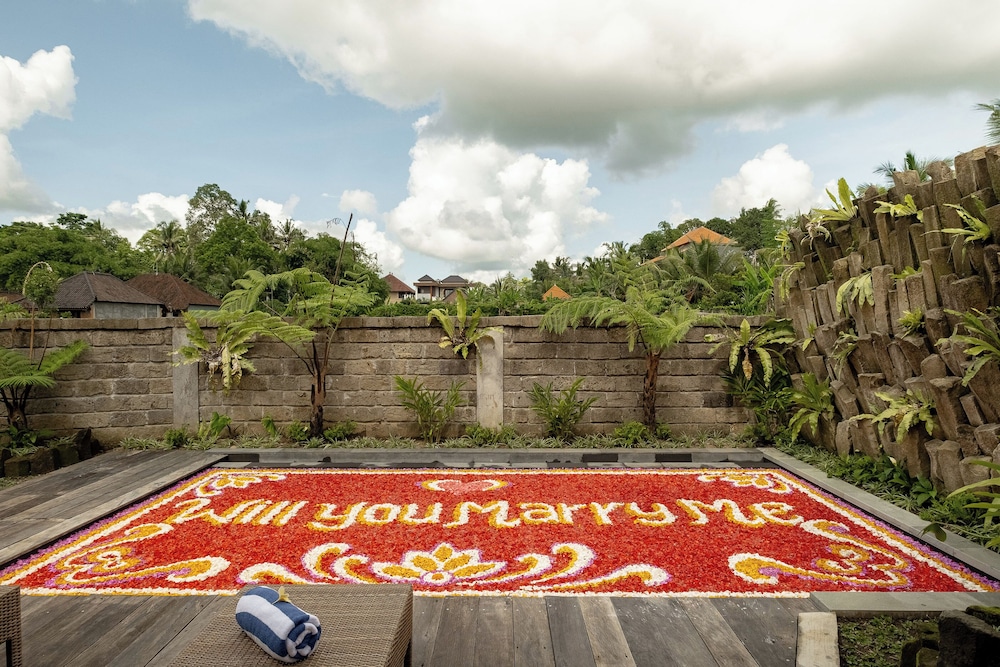 Agrapana Ubud Villa
