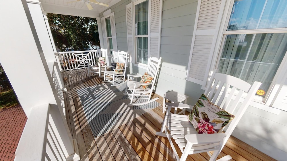 6 Waterside Walk by Tybee Vacation Rentals