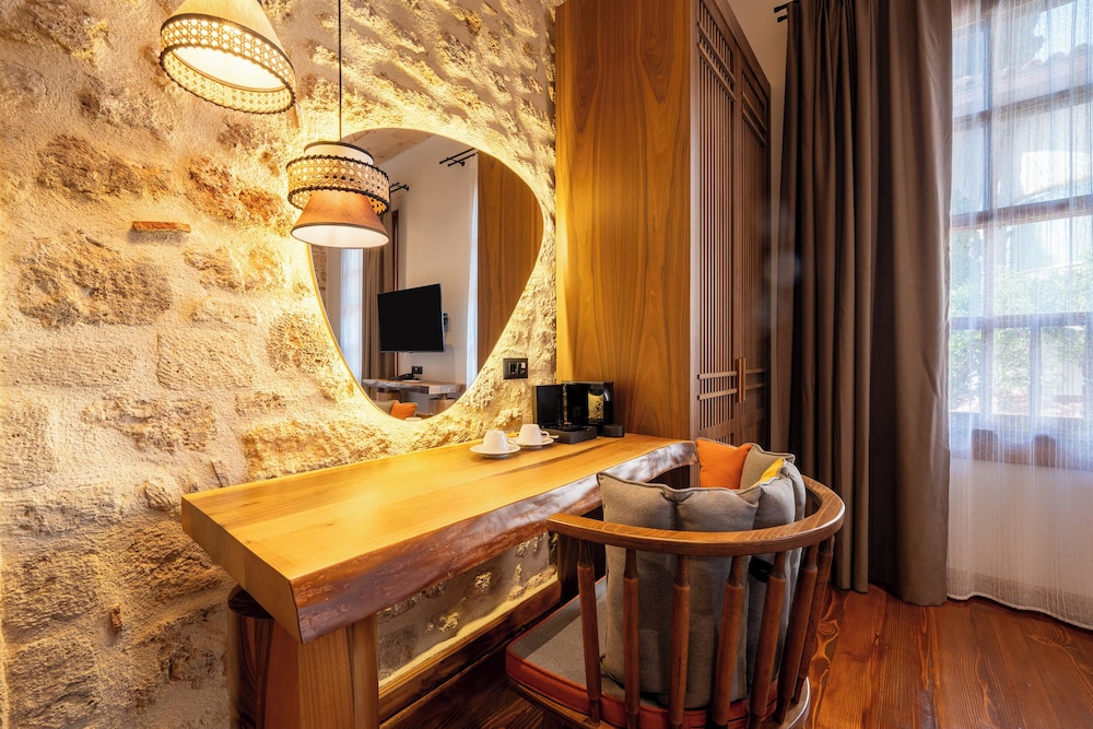 Belmondo Süitler - Image 52