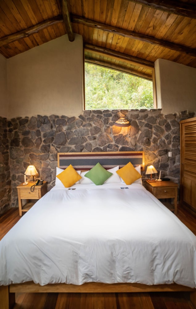 Sacred Dreams Lodge