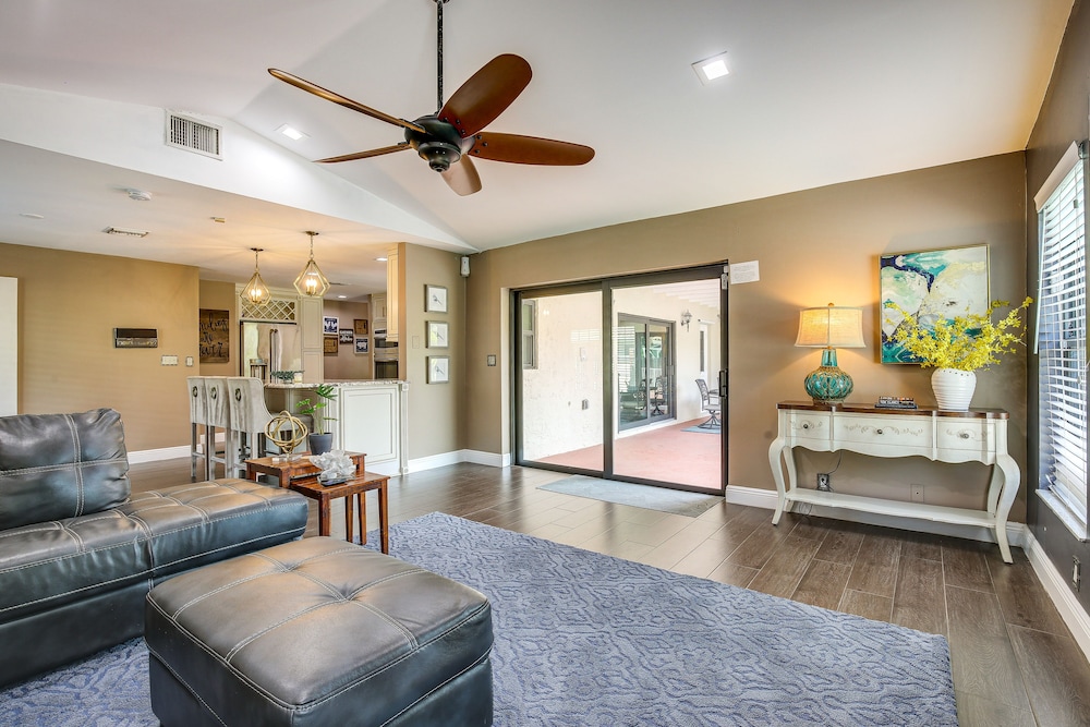 Near Golf & Beaches: Coral Springs Home w/ Yard!