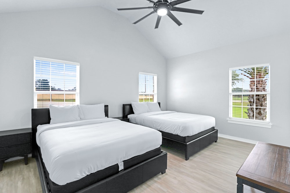 6A Ranch Luxury Meets Country!
