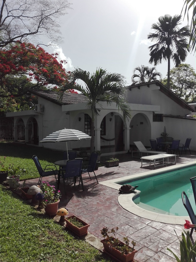 Casa Colonial Bed And Breakfast