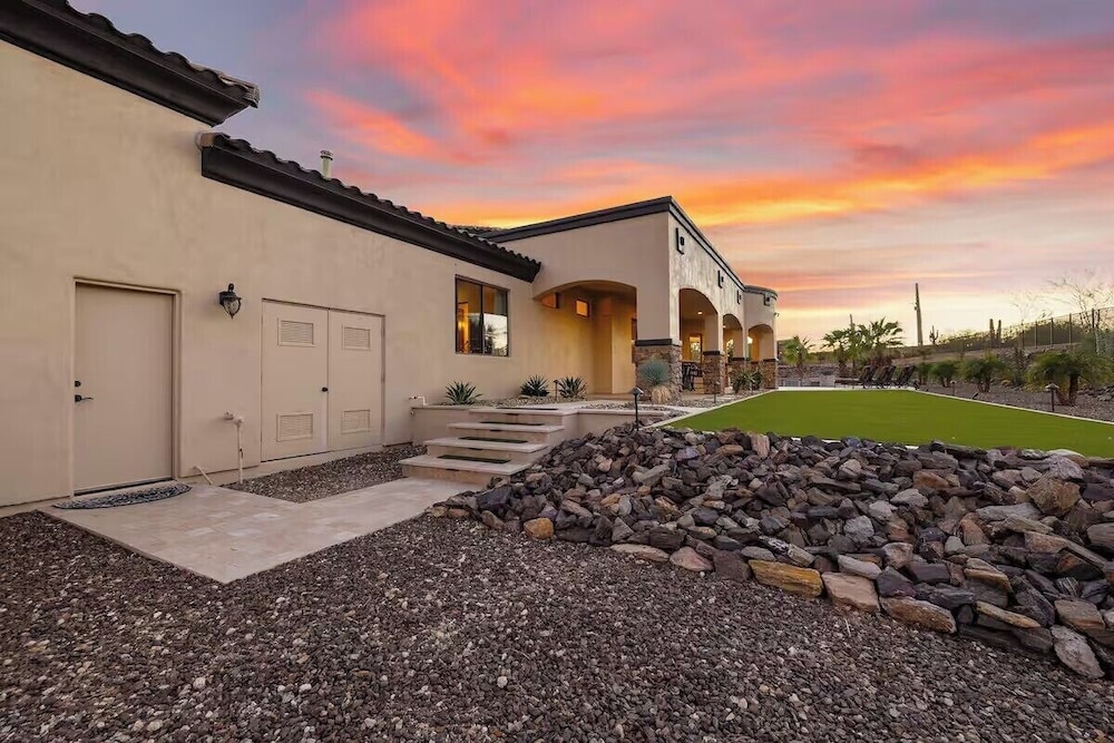 Copper Sky Retreat - Lux villa & pool