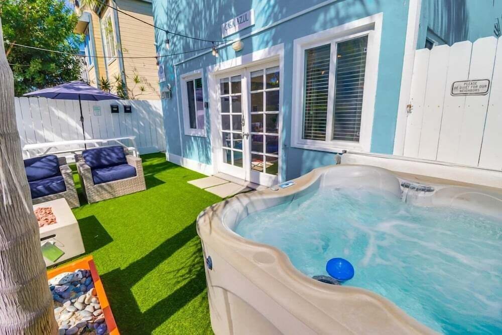 Casa Azul Lower