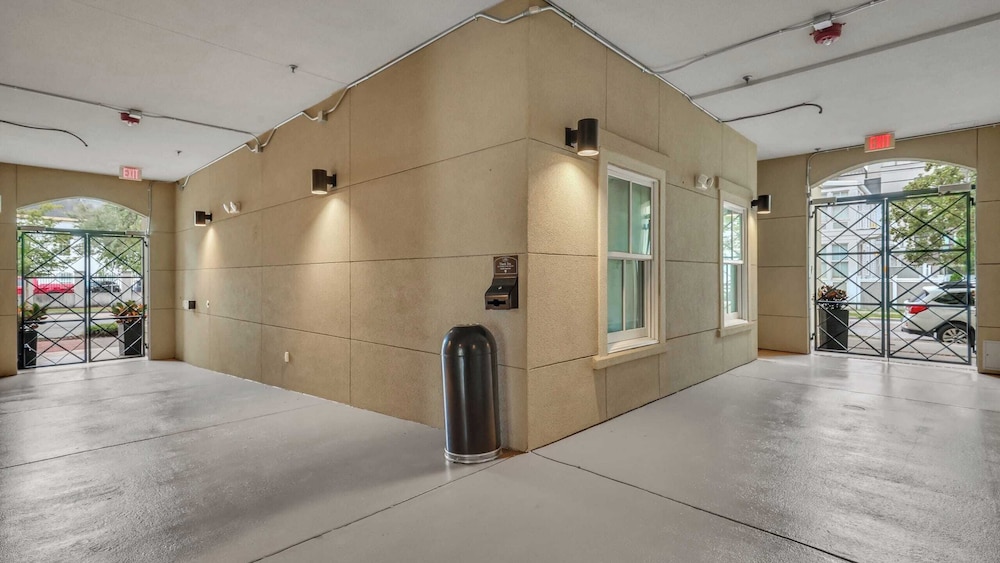 2 Suites Walkable Historic District Location The Juliette by Avantstay