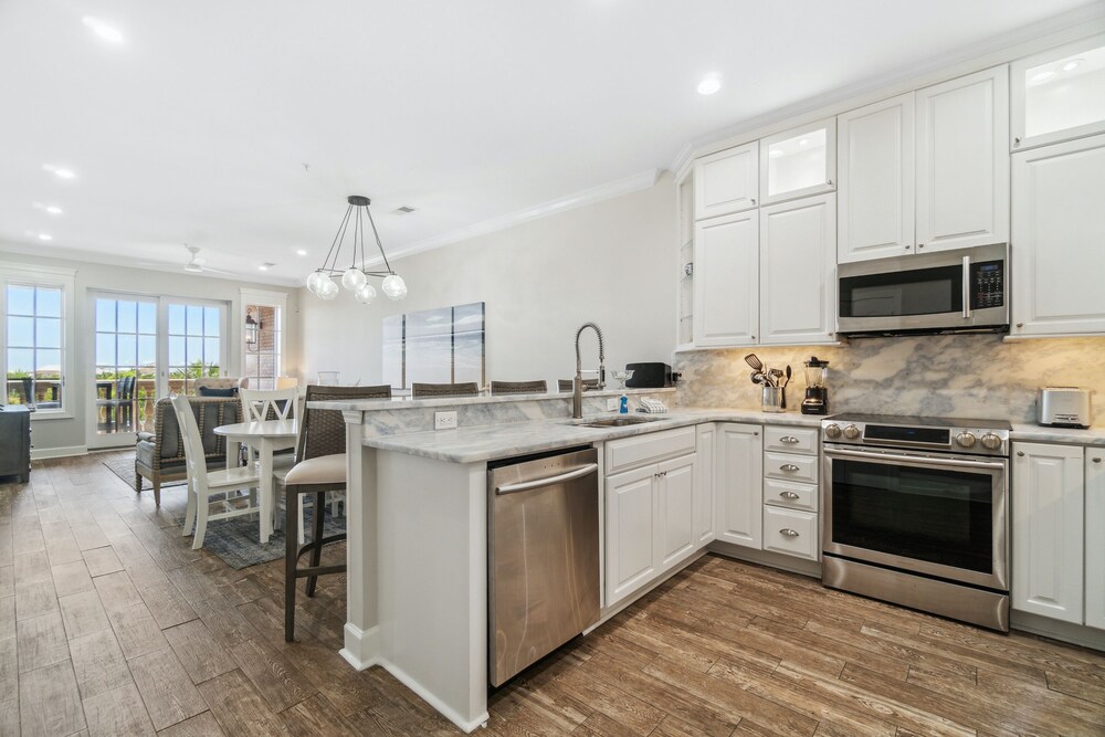 Village of South Walton by Panhandle Getaways