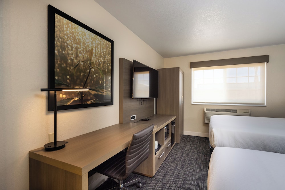 Hayward Vacations - Comfort Inn - Property Image 30