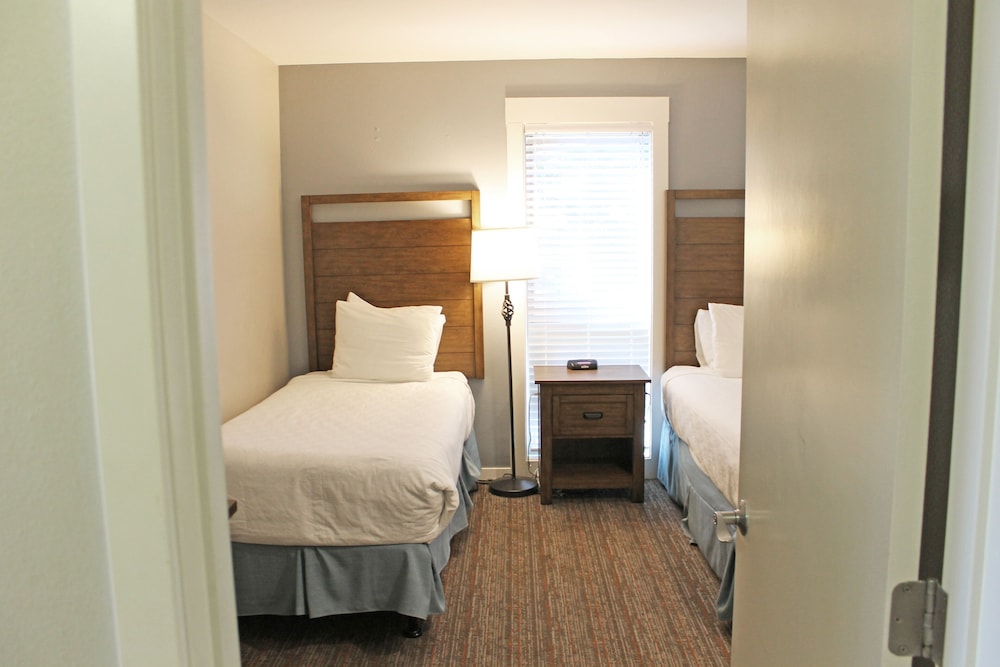 7th Mtn 923b 3 Bedroom Condo