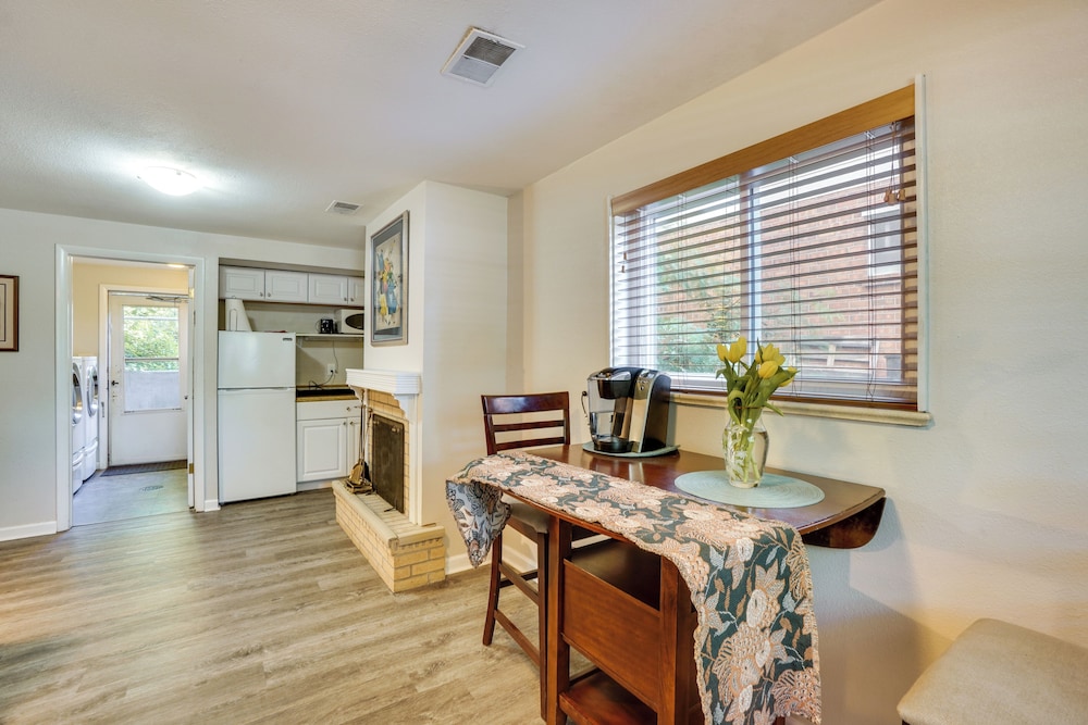 7 Mi to Coors Field: Denver Apt w/ Patio!
