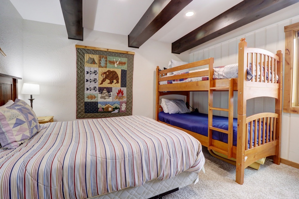 SkyRun - Copper Mountain Resort Vacation Condos