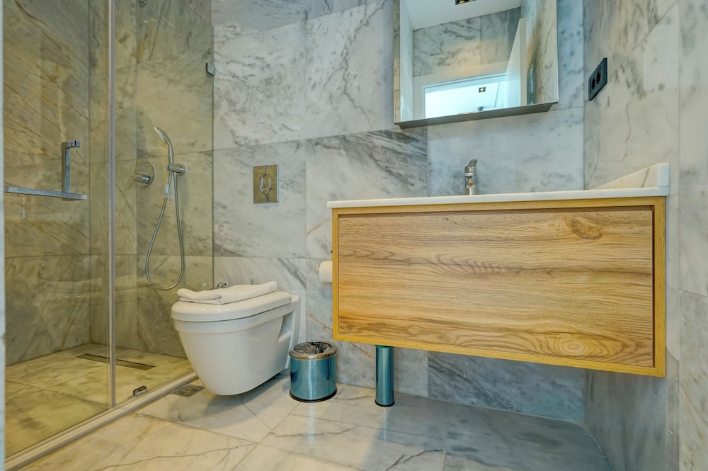 Pluto-1 PLANET LUXURY VILLAS