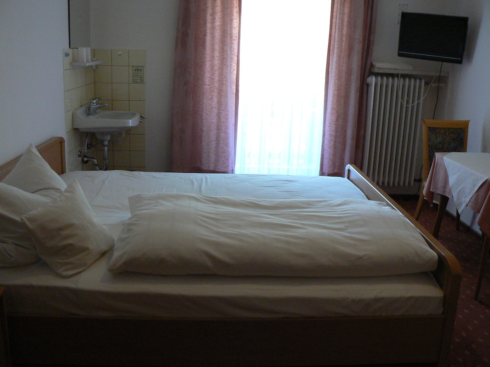 Pension Haus Evelyn & Haus Heidemarie