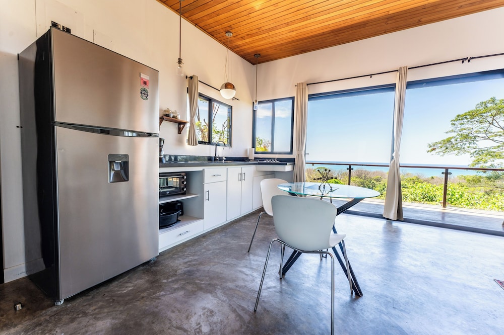 Sea View Paradise Retreat by Sea N' Rent