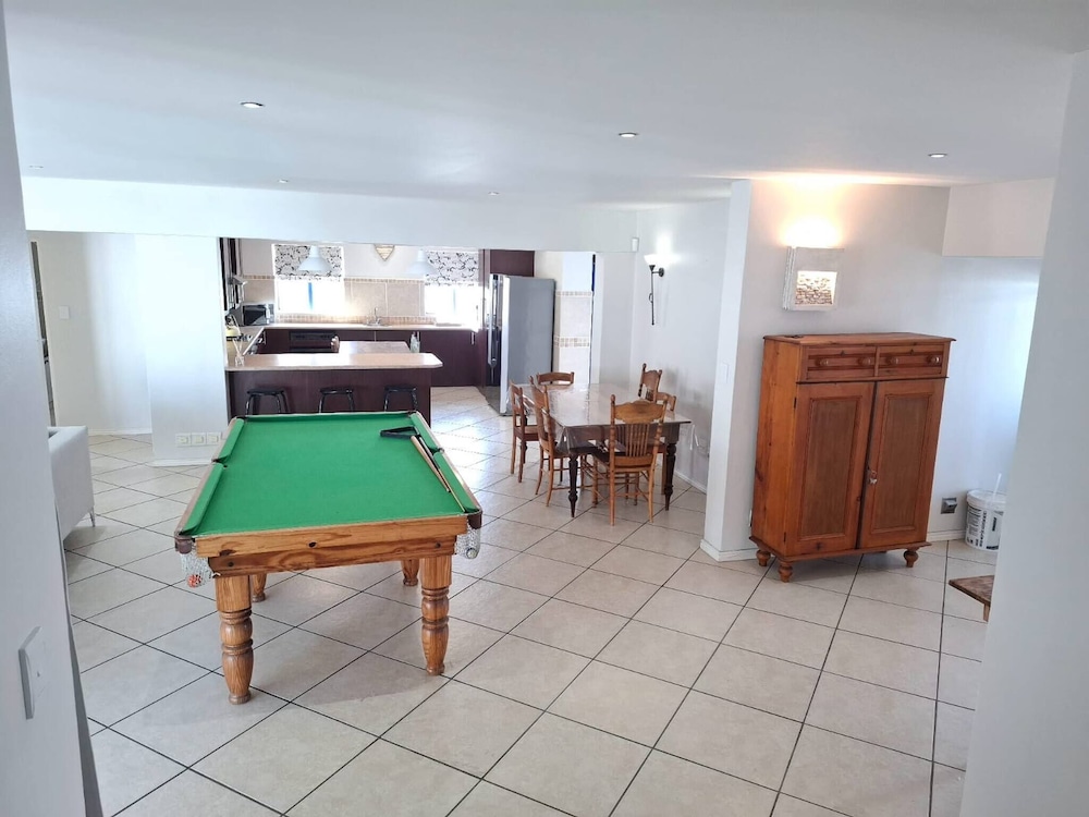 Oosiesrus - Charming Langebaan Villa With Garden View