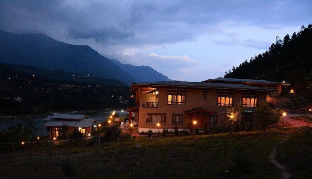 Punatsangchhu Cottages