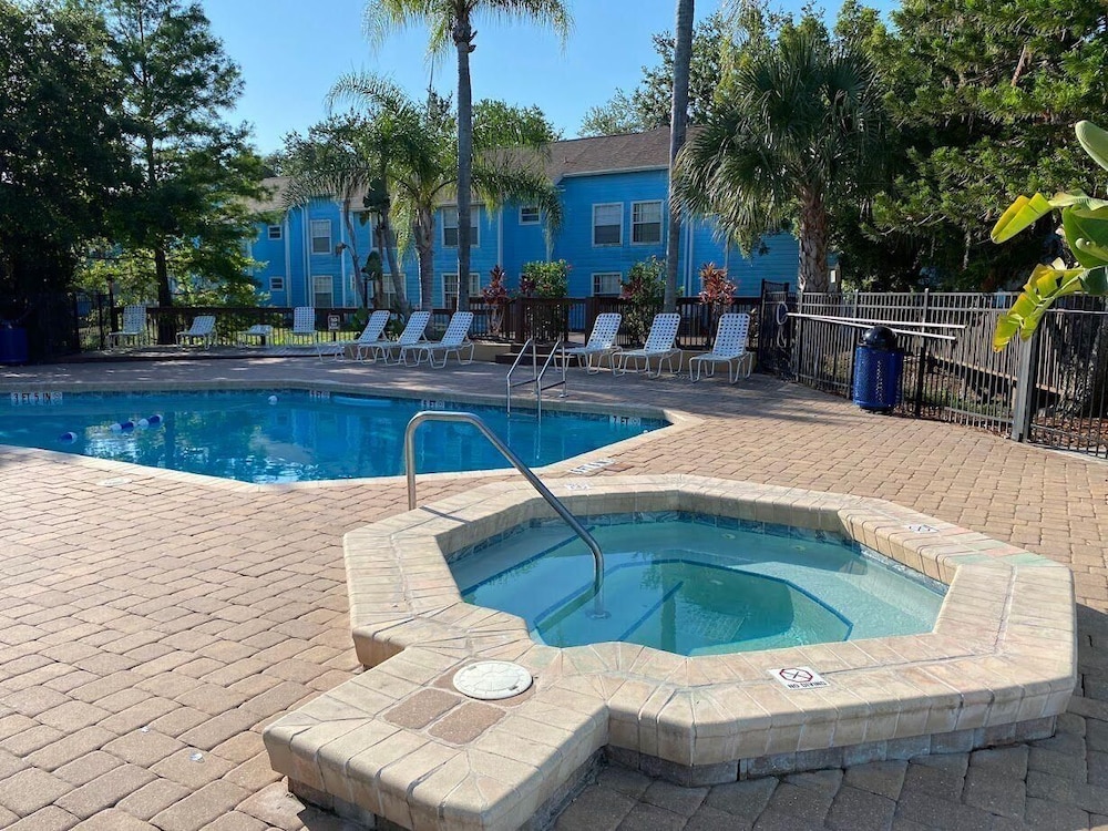 3-bedroom Apartment Minutes From Disney