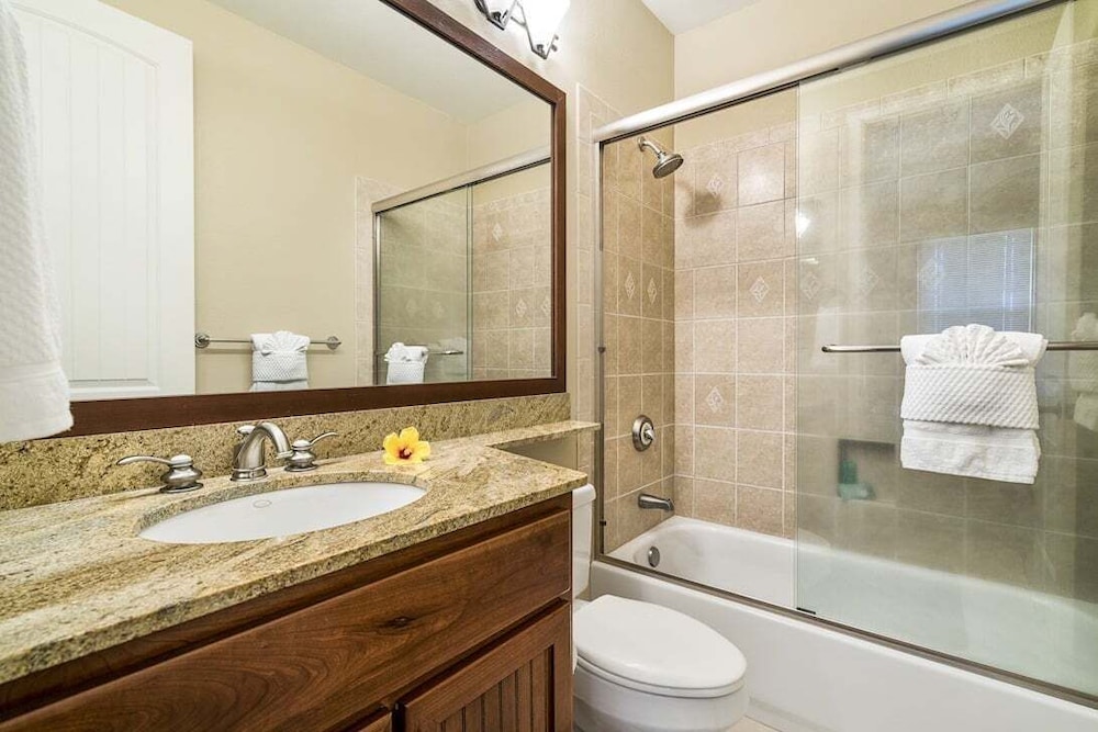 Prestigious Mauna Lani Resort - Luxurious End Unit - Large Private Lanai! -vrkcv