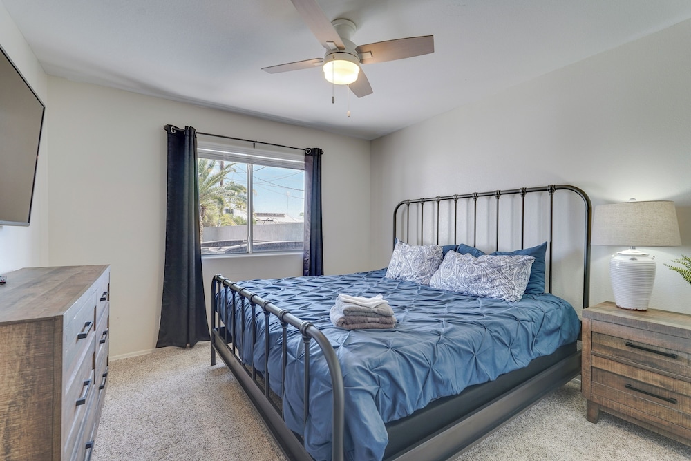 Havasu Paradise w/ Private Pool, Hot Tub & Casita!