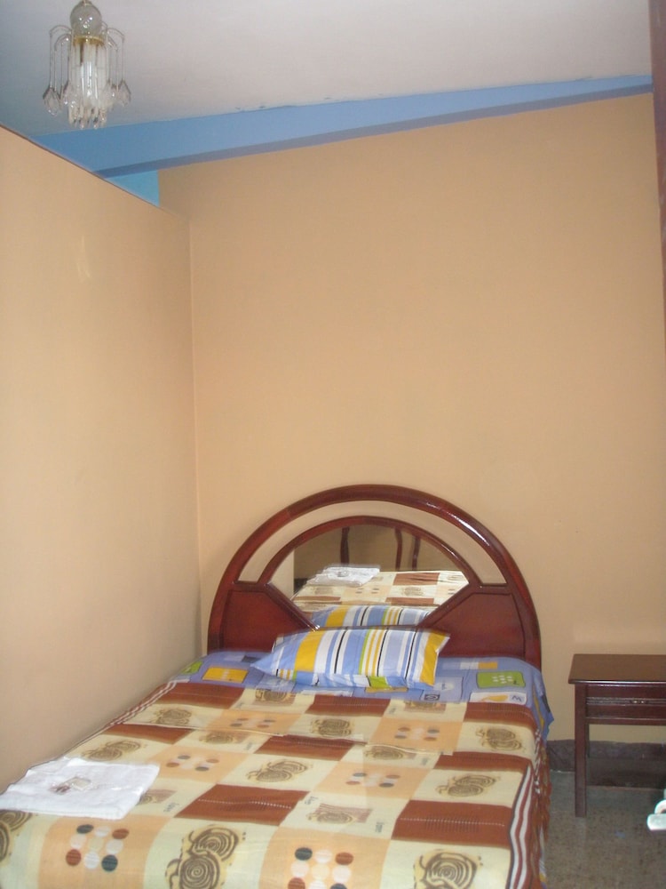 Hotel Eloy Alfaro - Hostel