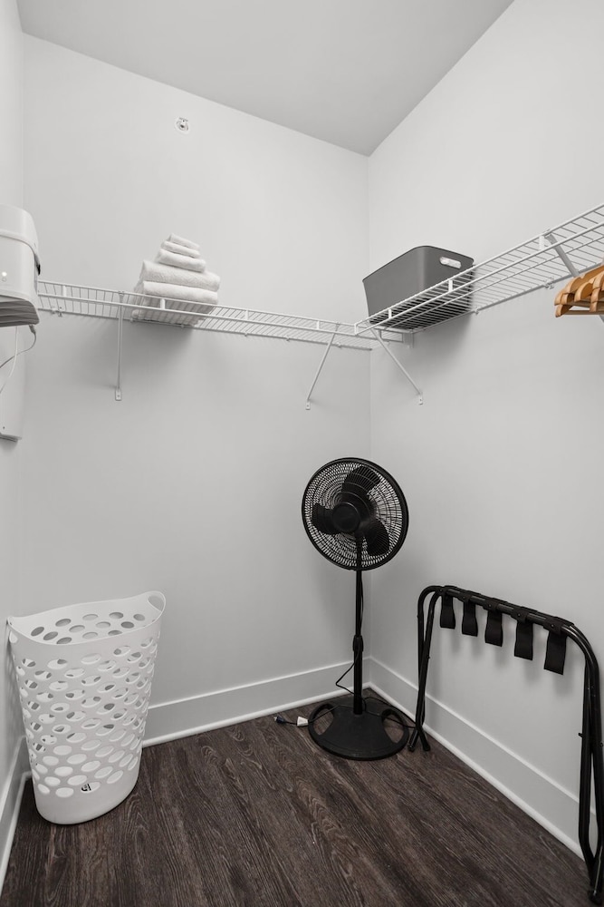 CozySuites at Notch view 3