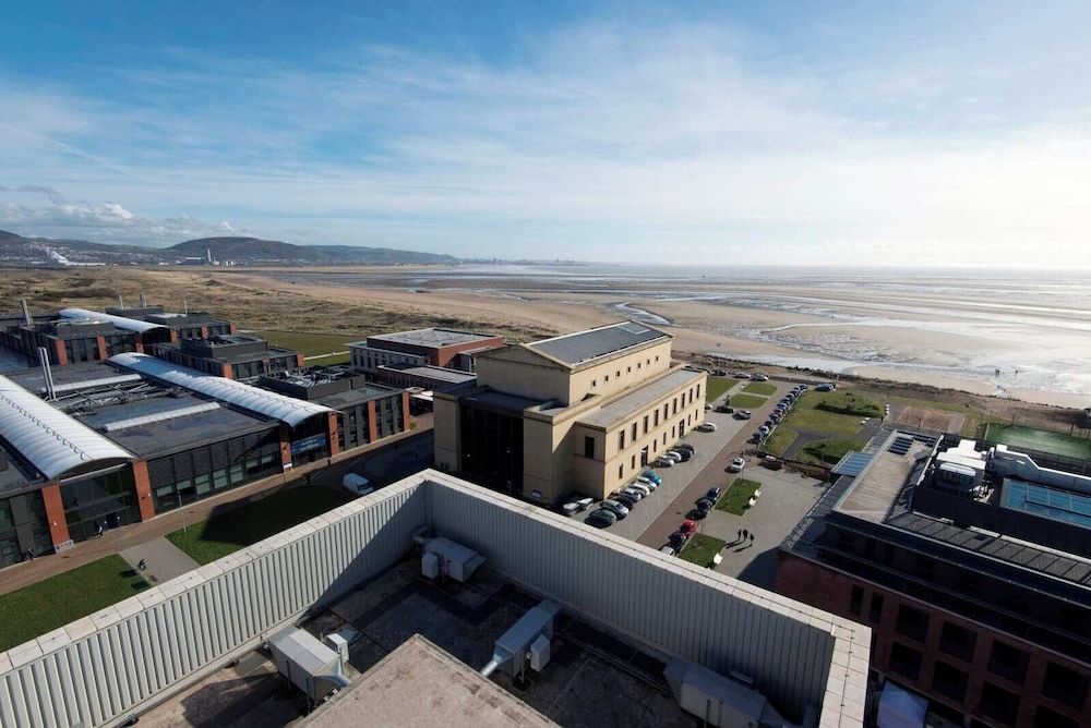 Bay Campus