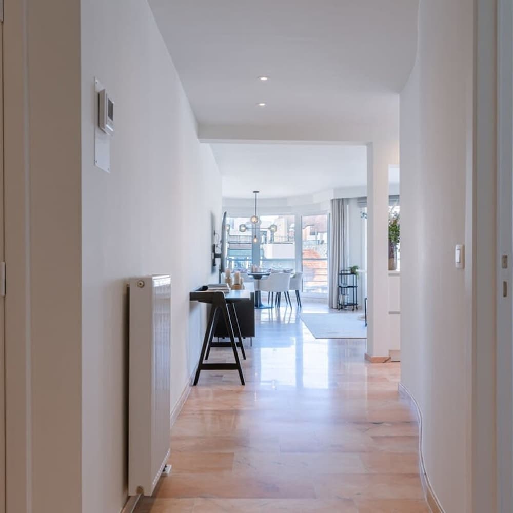 Bright and Spacious Apartment With Stunning Views