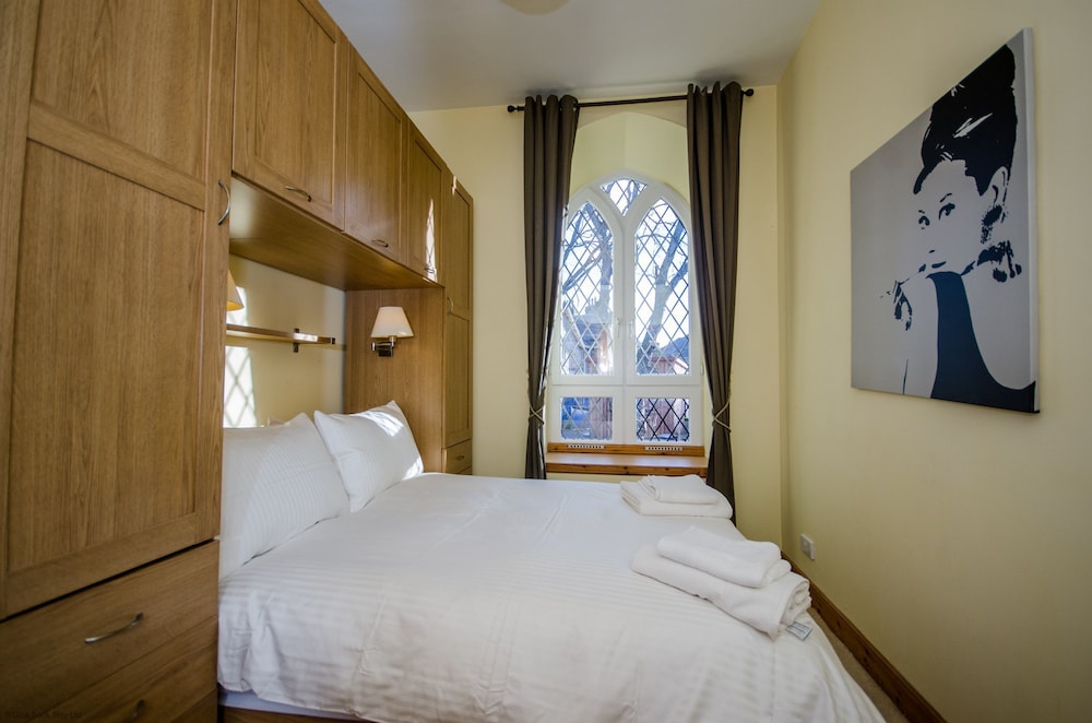 Braemar Apartment view 5