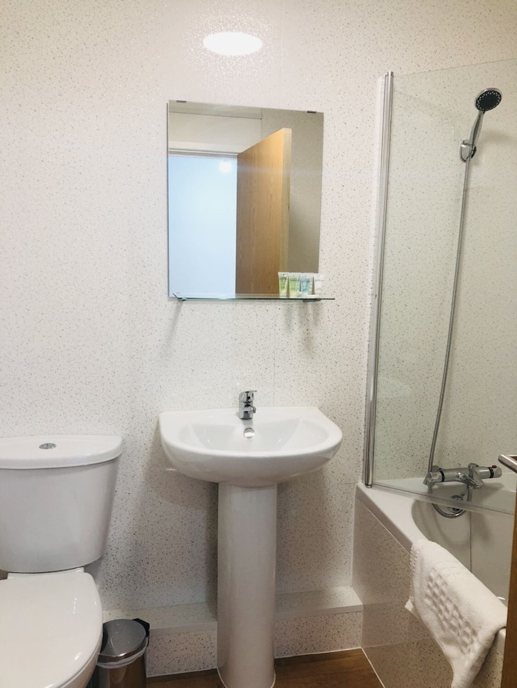 Leicester Vacations - Showcase Apartments - Highcross House Apart Hotel - Property Image 49