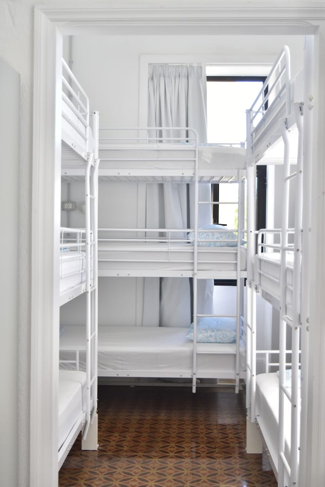 La Isleta Nest Hostel