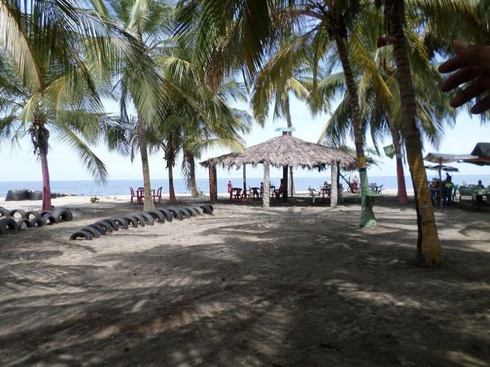 HOTEL PLAYA VERDE