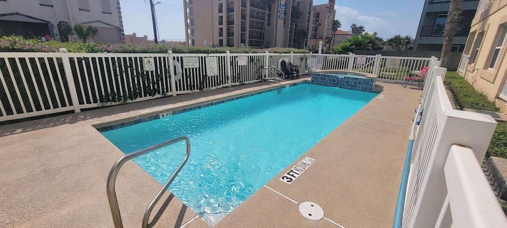 3rd Flr Beachview Luxe - Elevator - Pool - BBQ