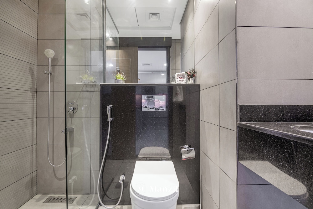 Manzil-Stylish 1BR with Maid room in JVC