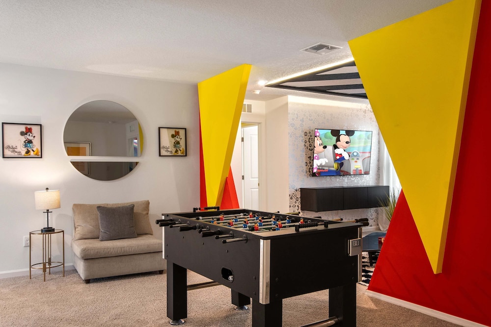 Luxe 9-bedroom Escape With Private Pool & Game Loft Solara Resort Near Disney