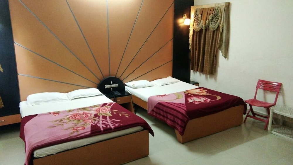 Hotel Meera