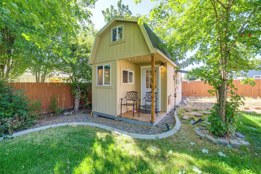 Cozy Tiny Home: 1 Mi to The Village at Meridian, photo 11