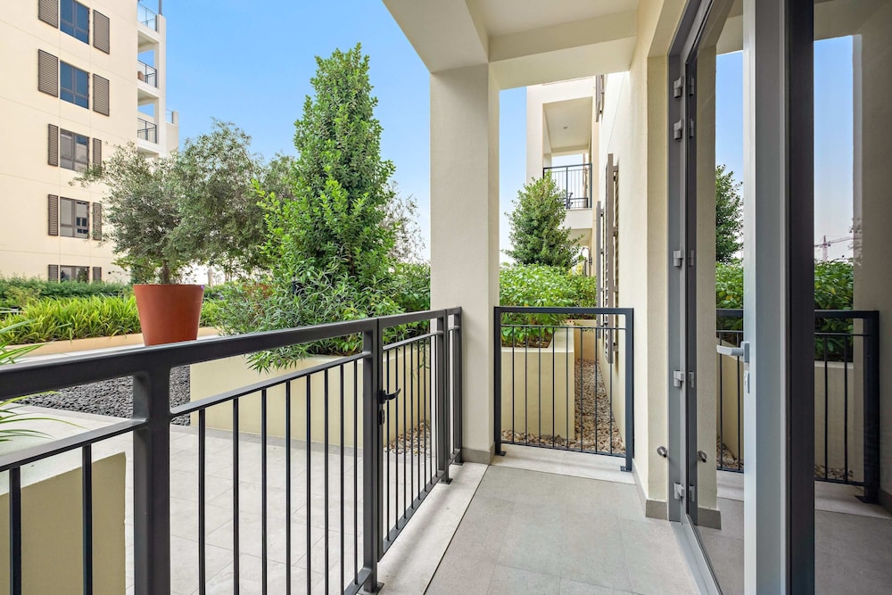 Stylish 1bedroom Apartment in La Sirene in La Mer
