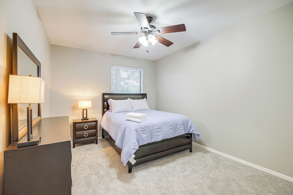Expansive Home in Humble Near Lake Houston! view 2