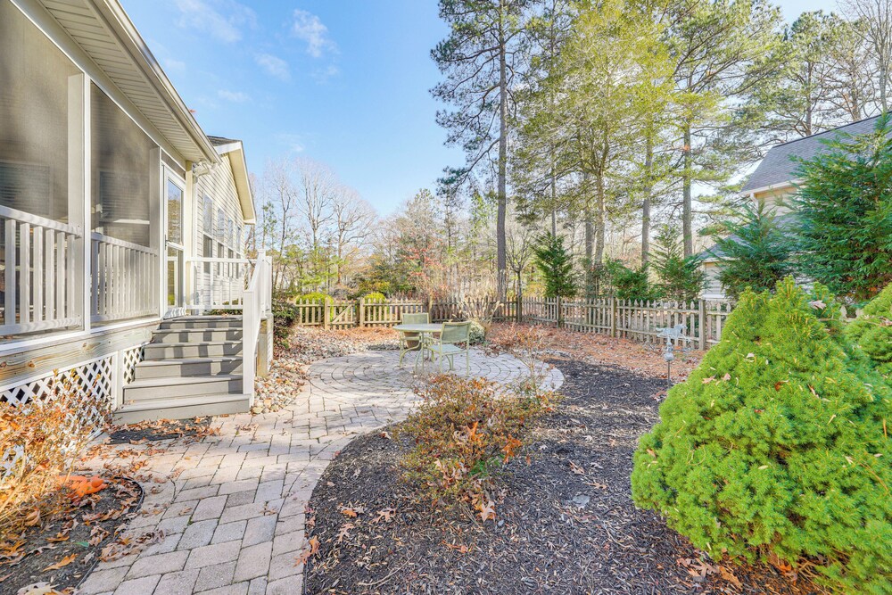 8 Mi to Beach: Ocean Pines Home Near Marina & Golf