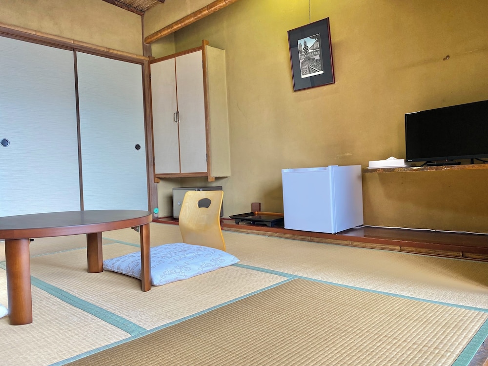 JAPANESE INN HOTEL MATSUKISO, Beppu - 12