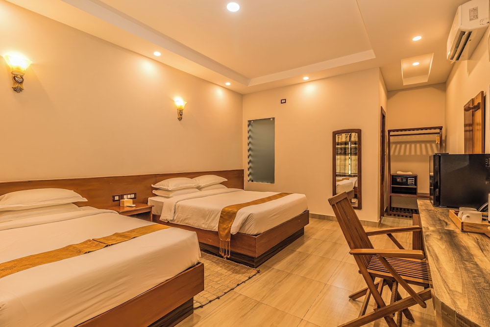 Munal and Mayur Resort