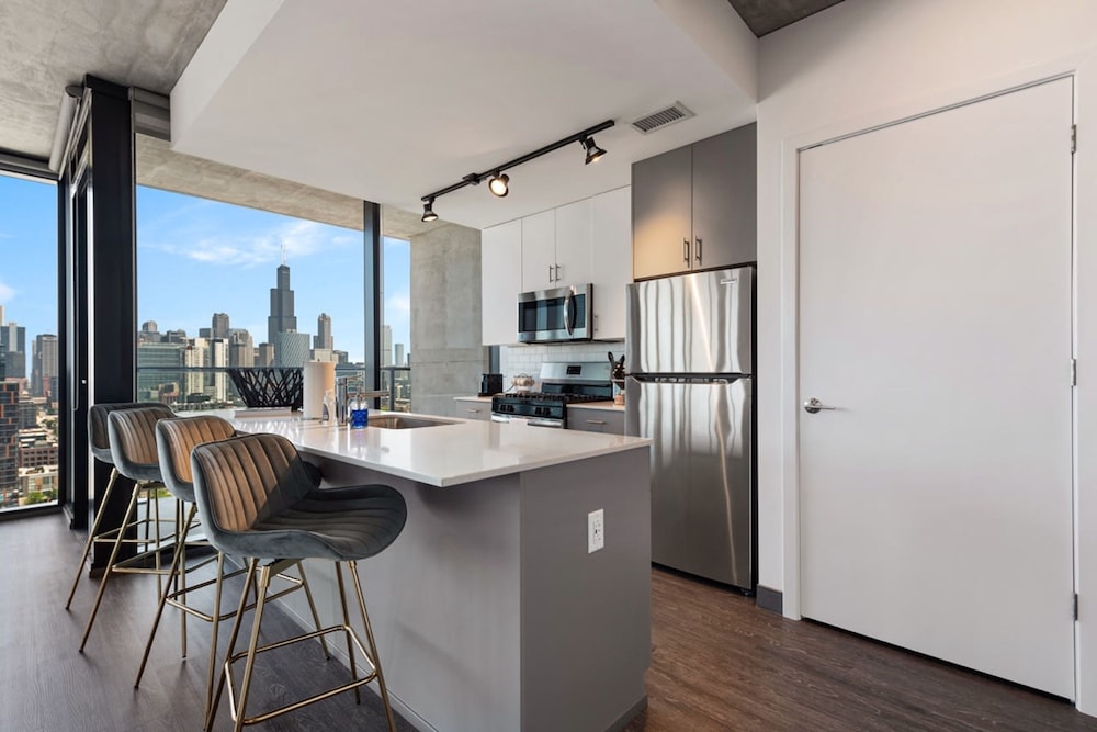 Why Settle for Ordinary 5 Stars Apartment The Avant