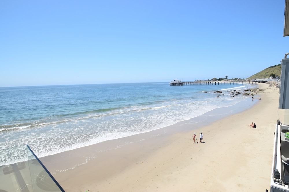 Malibu Beach Paradise Apartments