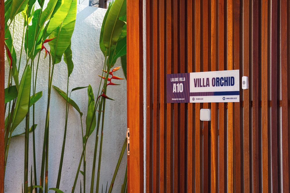 LaLuxe Villa and Residence