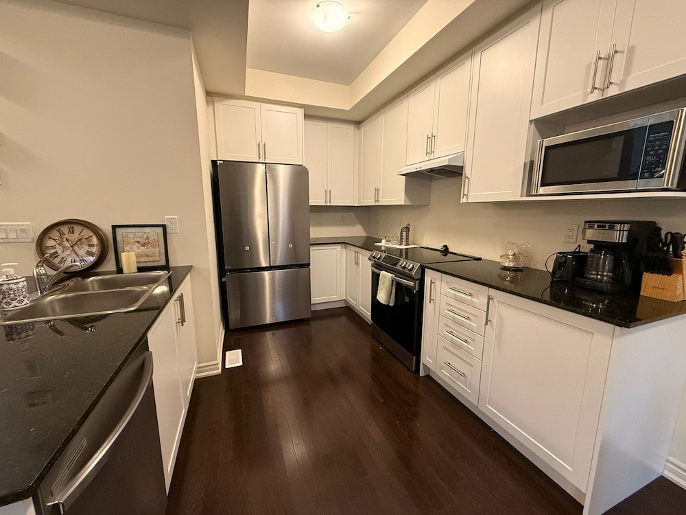 Ajax Suites