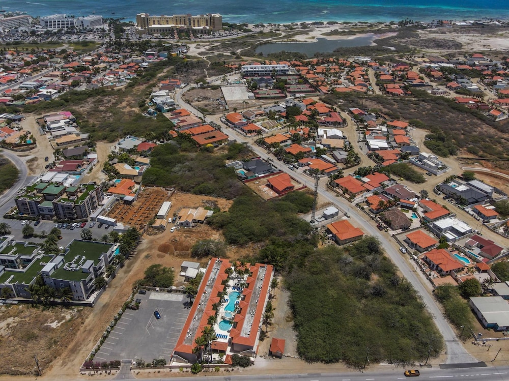 1br1ba Condo in Amazing Location Wacamaya Condos