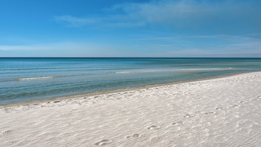 Beachfront Comfort at Costa Del Sol C1