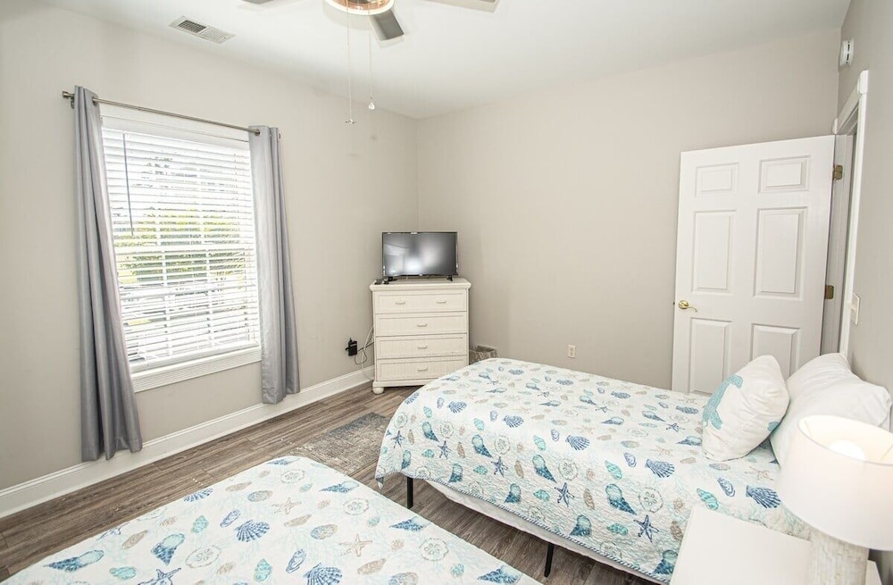 Magnolia Pointe Luster Leaf 4891-205 3 Bedroom Condo